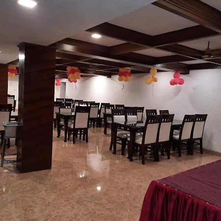 Hotel Basera Mussoorie Esterno foto