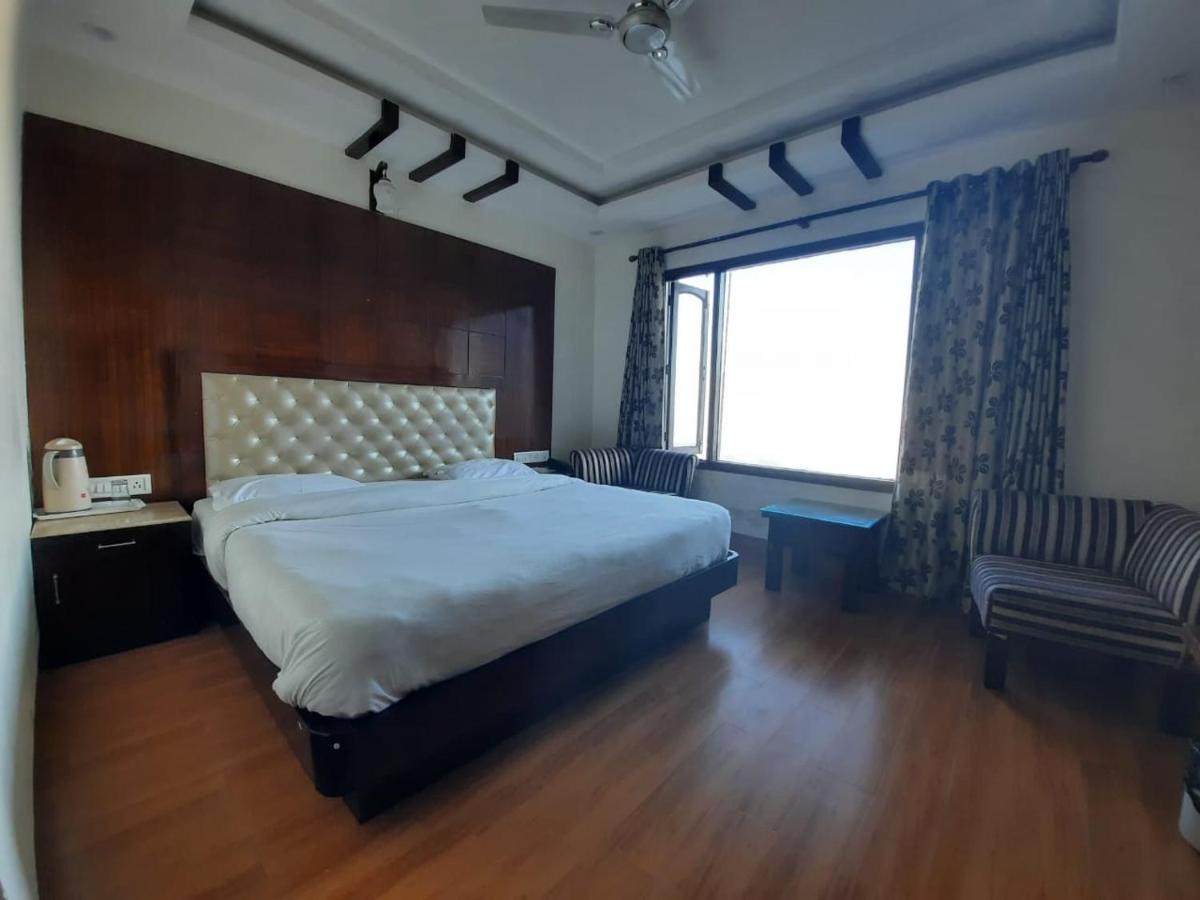 Hotel Basera Mussoorie Esterno foto