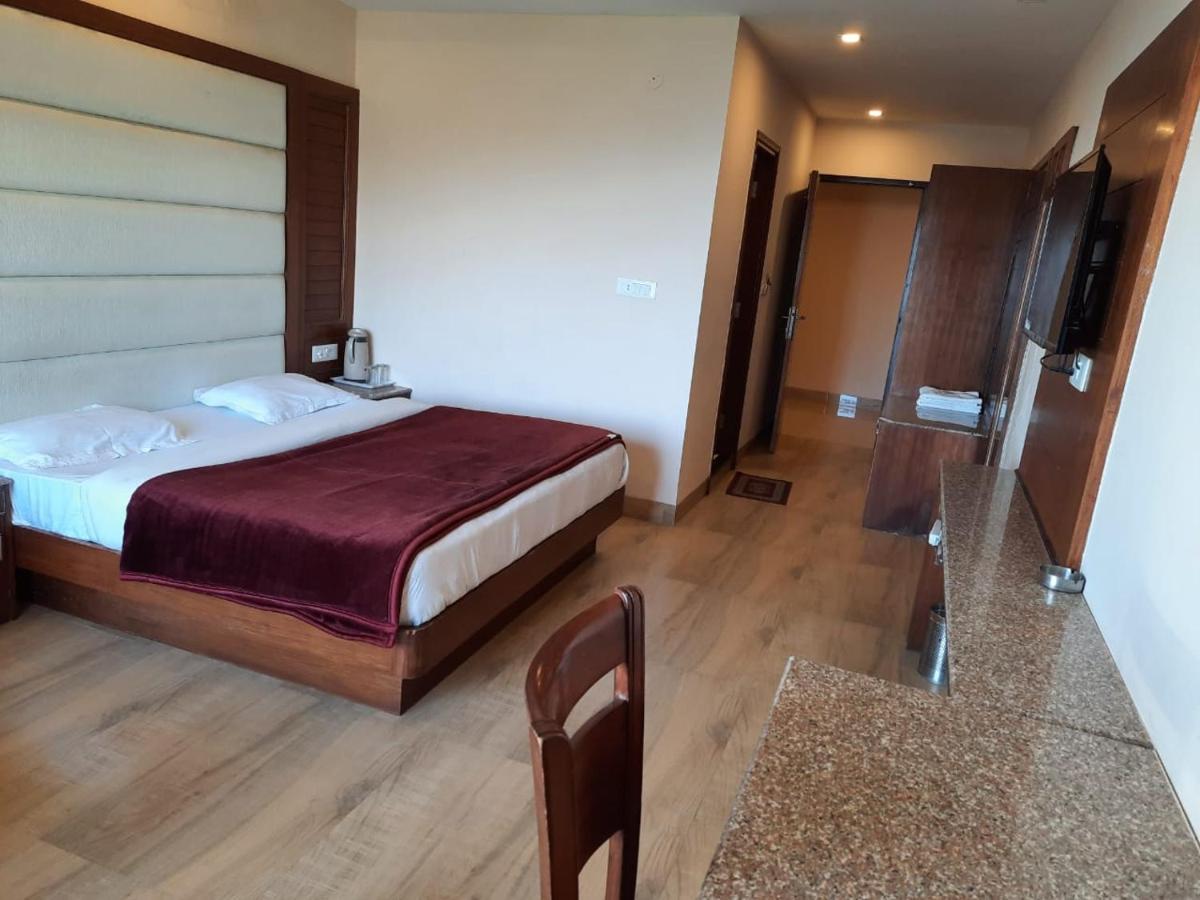 Hotel Basera Mussoorie Esterno foto