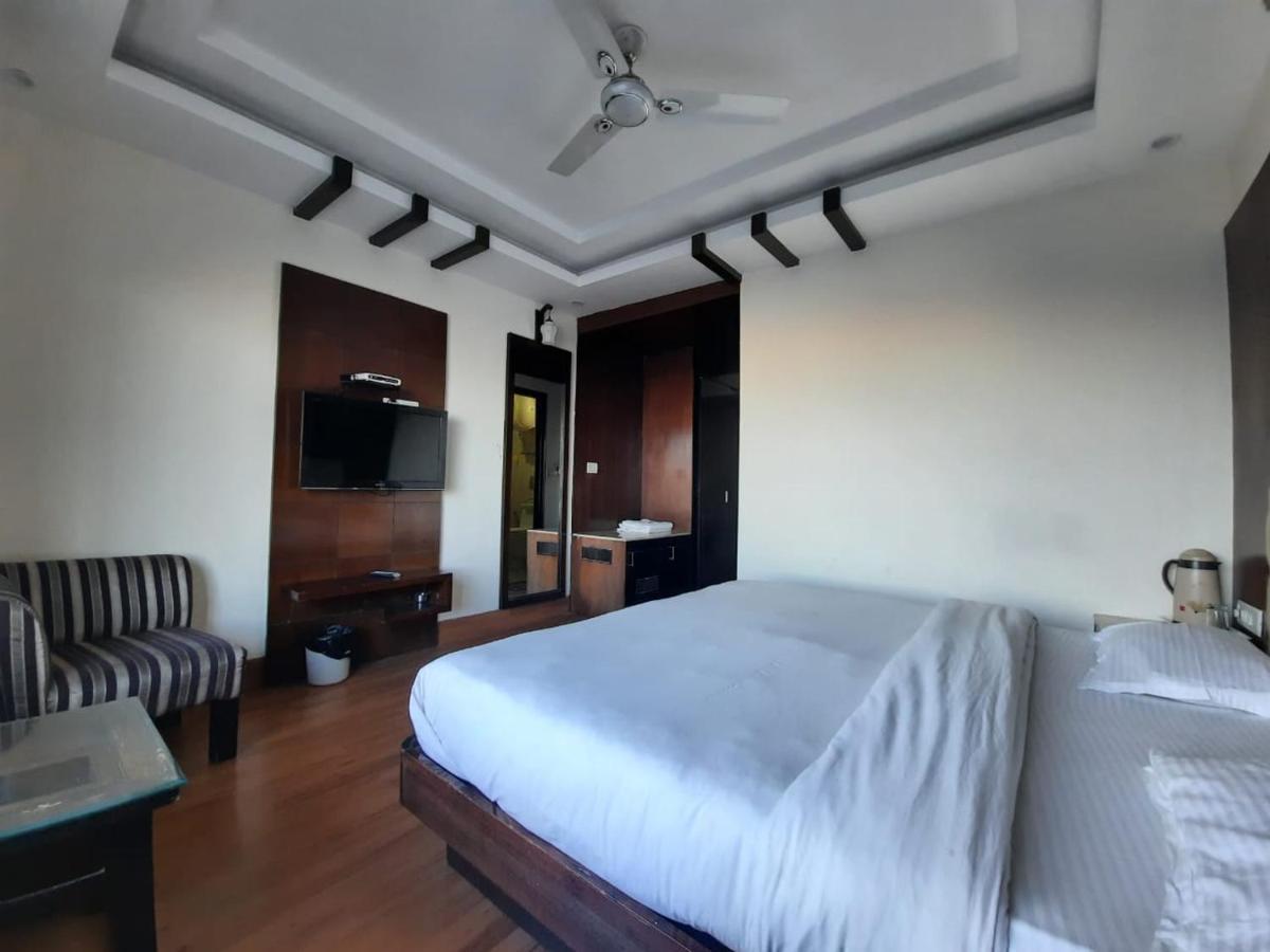 Hotel Basera Mussoorie Esterno foto