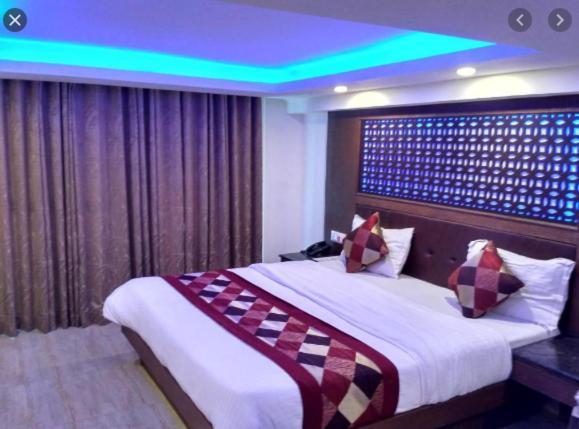 Hotel Basera Mussoorie Esterno foto