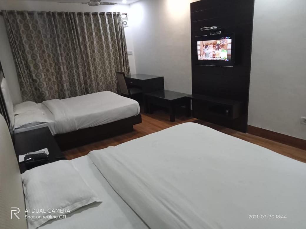 Hotel Basera Mussoorie Esterno foto