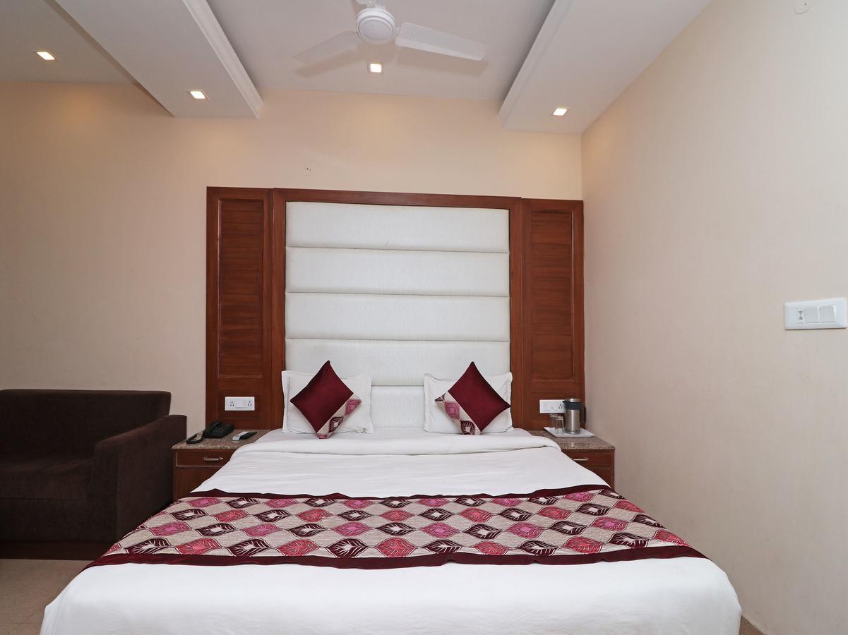 Hotel Basera Mussoorie Esterno foto